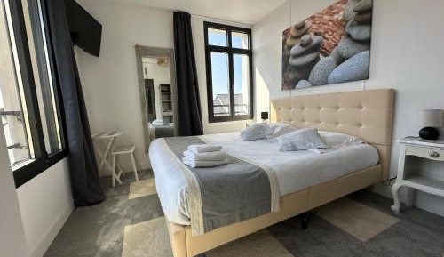 Deluxe Double Room with Sea View