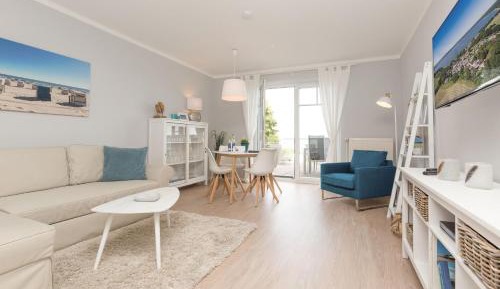 One-Bedroom Apartment with Balcony