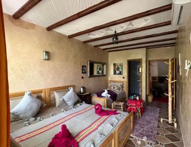 Double Room with Balcony (3 Adults)