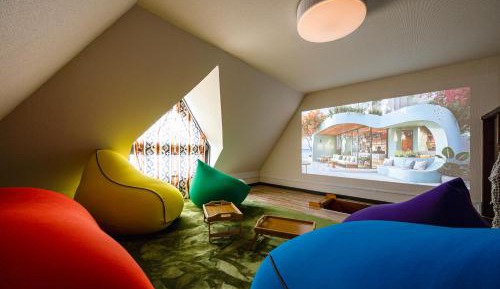 Deluxe Apartment