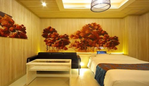 ROYAL ROOM【SMOKING】