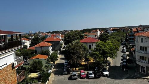 Two-Bedroom Apartment with City View