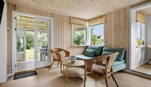 Three-Bedroom Holiday Home 