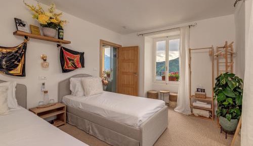 Twin Room with Lake View