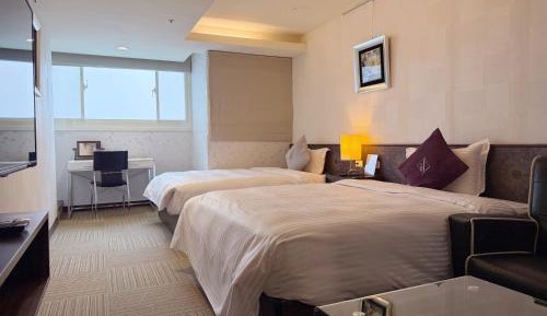 Premium Twin Room