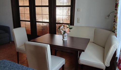 One-Bedroom Apartment with Garden