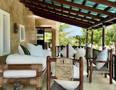 Deluxe Double Room with Balcony and Sea View