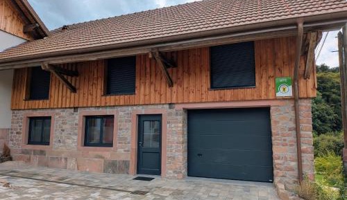 Holiday Home (6 Adults)