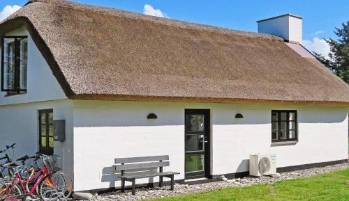 Three-Bedroom Vacation Home 