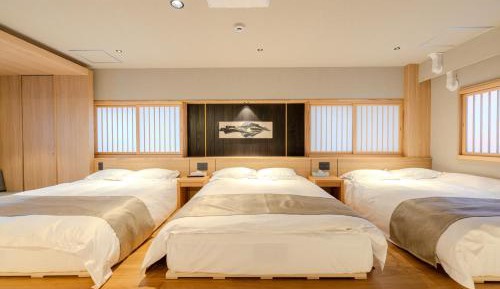 Deluxe Family Suite