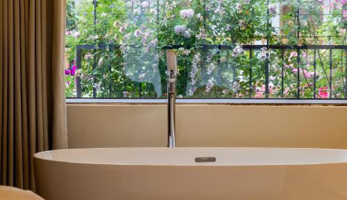 Double Room with Spa Bath
