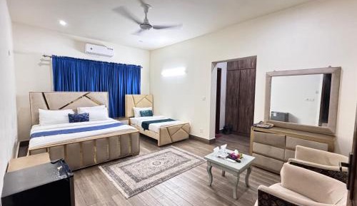 Four-Bedroom Penthouse Apartment