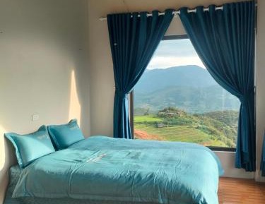 King Room with Mountain View