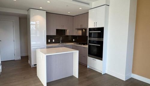 One-Bedroom Apartment - Non-Smoking