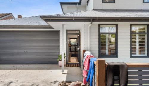 Four-Bedroom Holiday Home