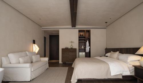 Superior Queen Room