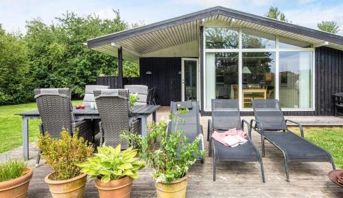 Two-Bedroom Holiday Home