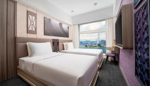 Twin Room with Harbor View