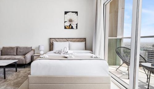 Premium Studio with Kitchen & Balcony
