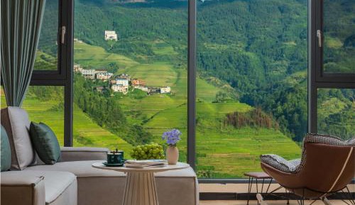 Twin Room with Mountain View