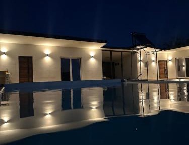 Two-Bedroom Apartment with Mountain View