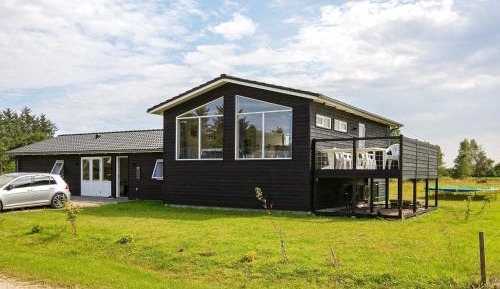 Five-Bedroom Holiday Home