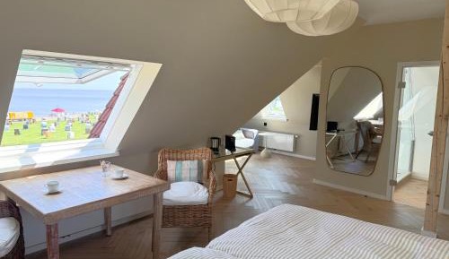 Deluxe Double Room with Sea View