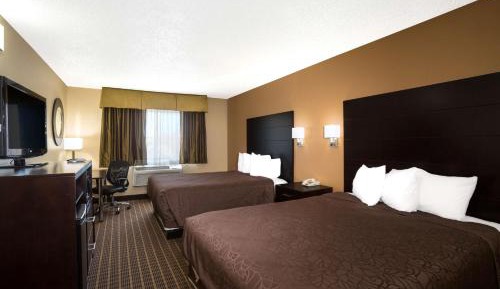Queen Room with Two Queen Beds - Non-Smoking
