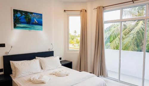 Deluxe Double Room with Balcony and Sea View