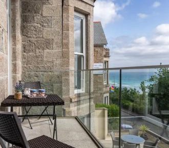 Two-Bedroom Apartment with Balcony and Sea View