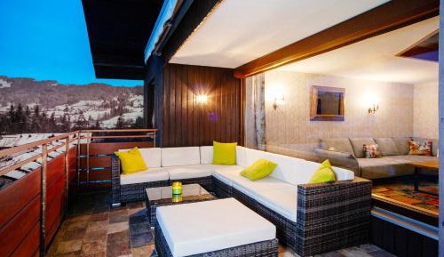 Three-Bedroom Superior Apartment