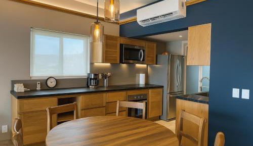 Two-Bedroom Apartment with Terrace and Sea View