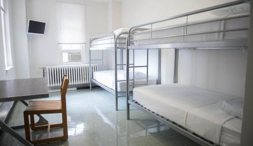 Private Quadruple Room with Shared Bathroom