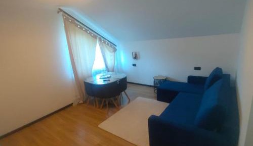 Room #668956009