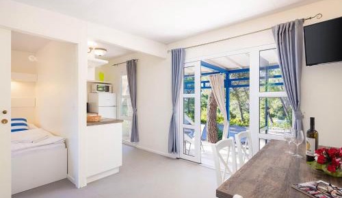 Marko Polo Holiday Home