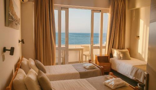 Triple Room with Sea View