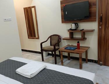 Double or Twin Room with Private Bathroom