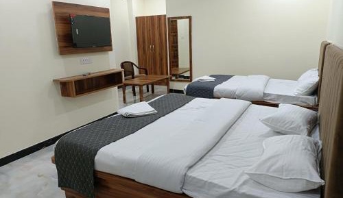 Triple Room with Private Bathroom