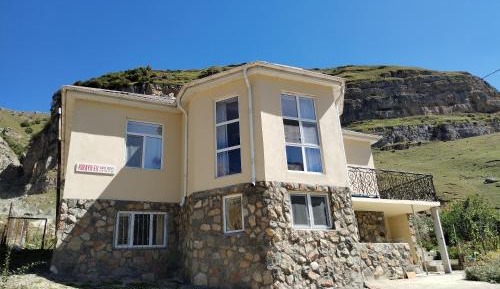 Three-Bedroom Chalet