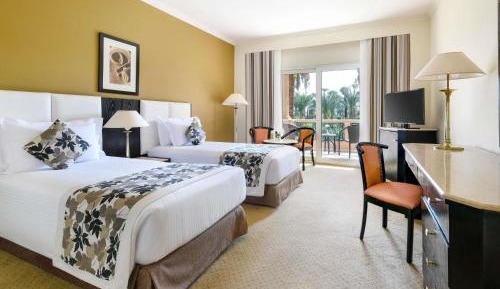 Classic Room with 2 Single Beds with Garden View