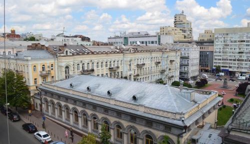 Apartment - Lysenko Street 8