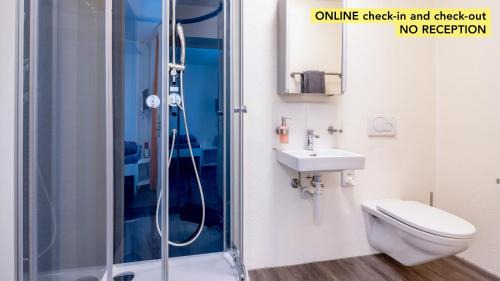Standard Apartment with External Private Bathroom