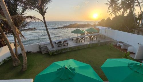 Deluxe Double Room with Balcony and Sea View