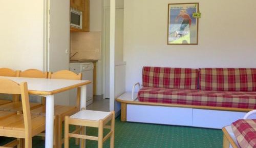 Apartment (5 Adults)