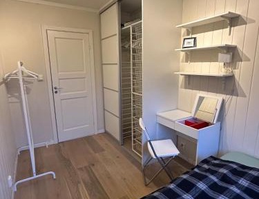 Single Room with Mountain View