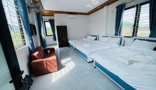 Deluxe Family Room