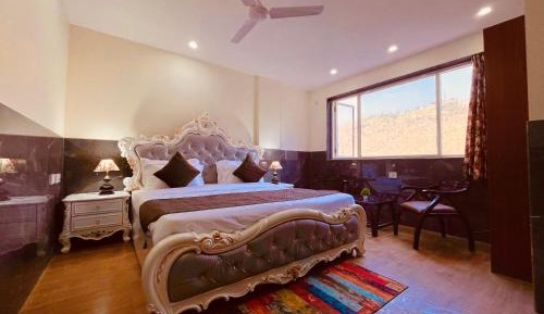King Room