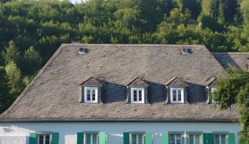 Superior One-Bedroom Apartment