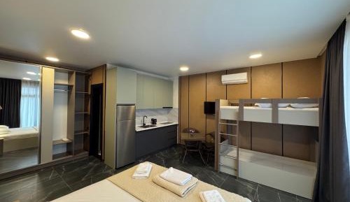 One-Bedroom Apartment with Balcony and Sea View