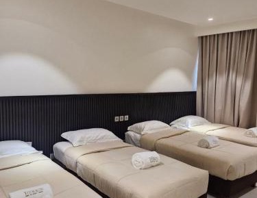 Deluxe Quadruple Room